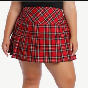 Plaid mini skirt.